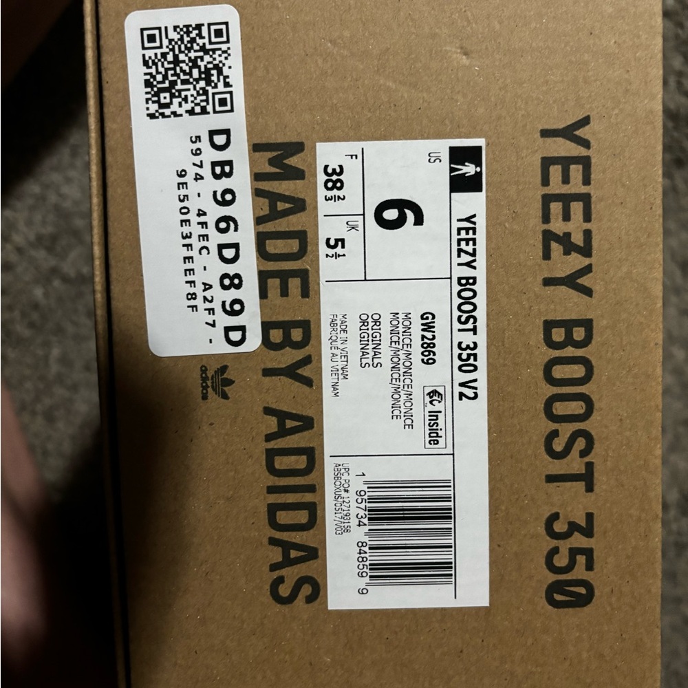Yeezy Boost 350 V2 in Blue and White
